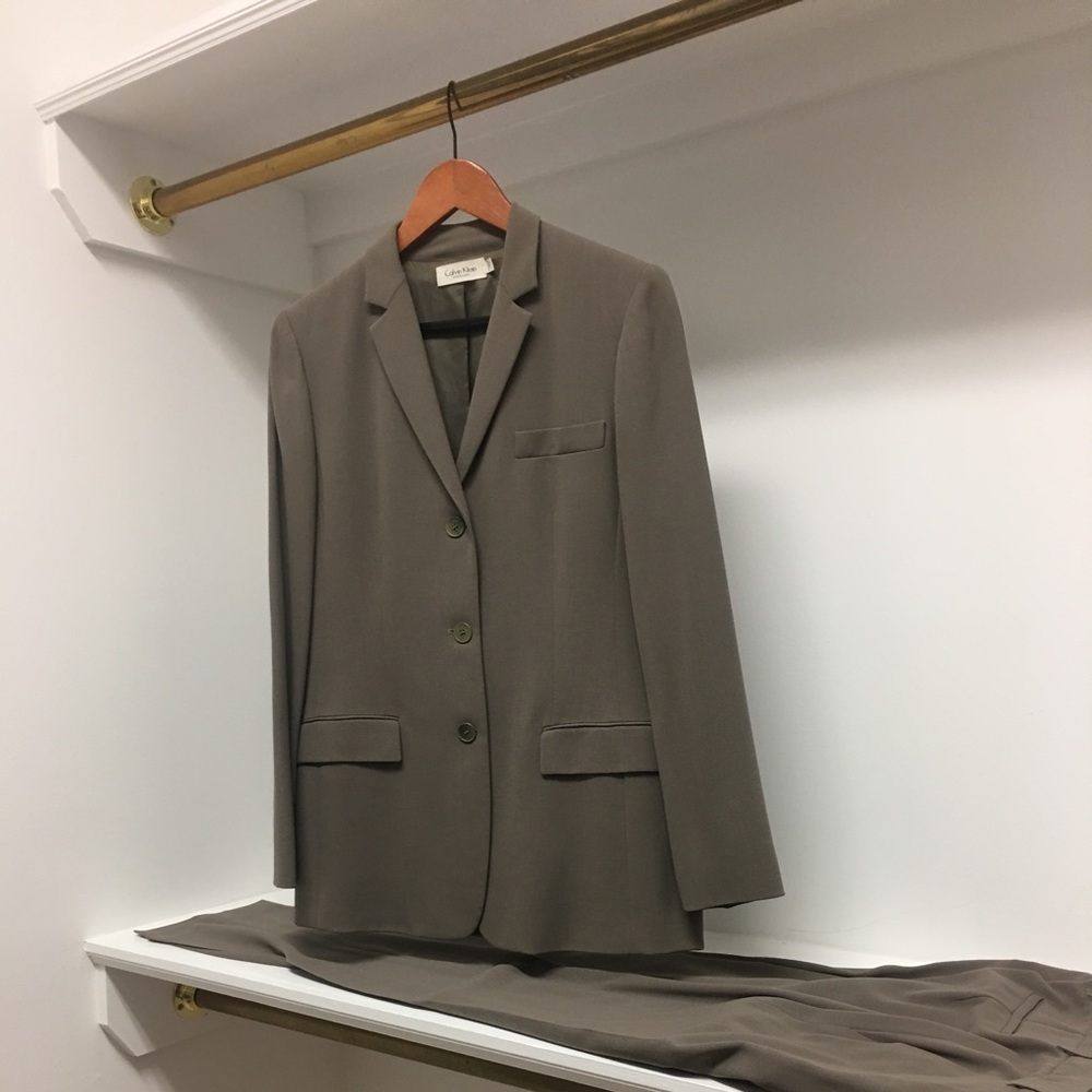 Calvin Klein Women’s Pants Suit